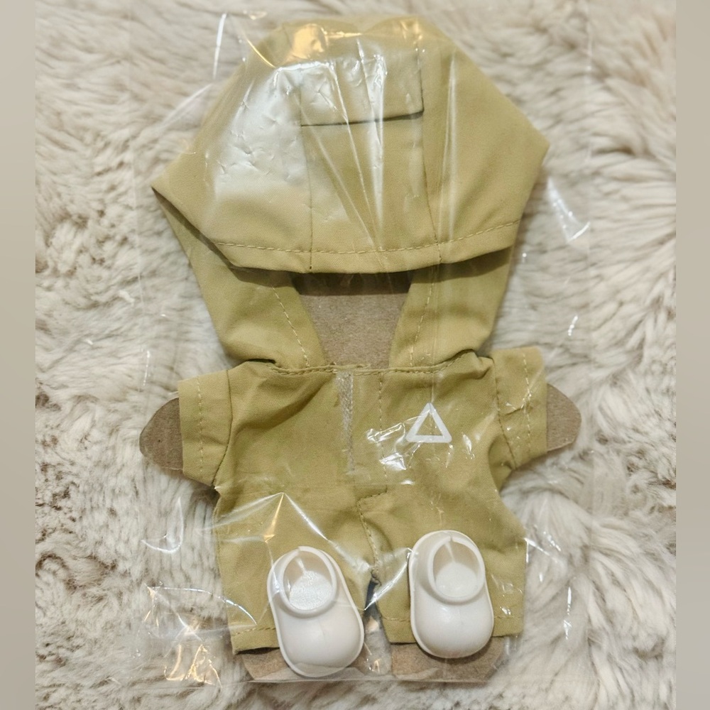 Labubu Clothes and Accessories- Tan Hooded Doll Outfit with White Shoes